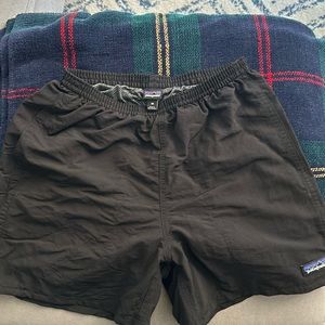 Patagonia Baggies 5”, size XS